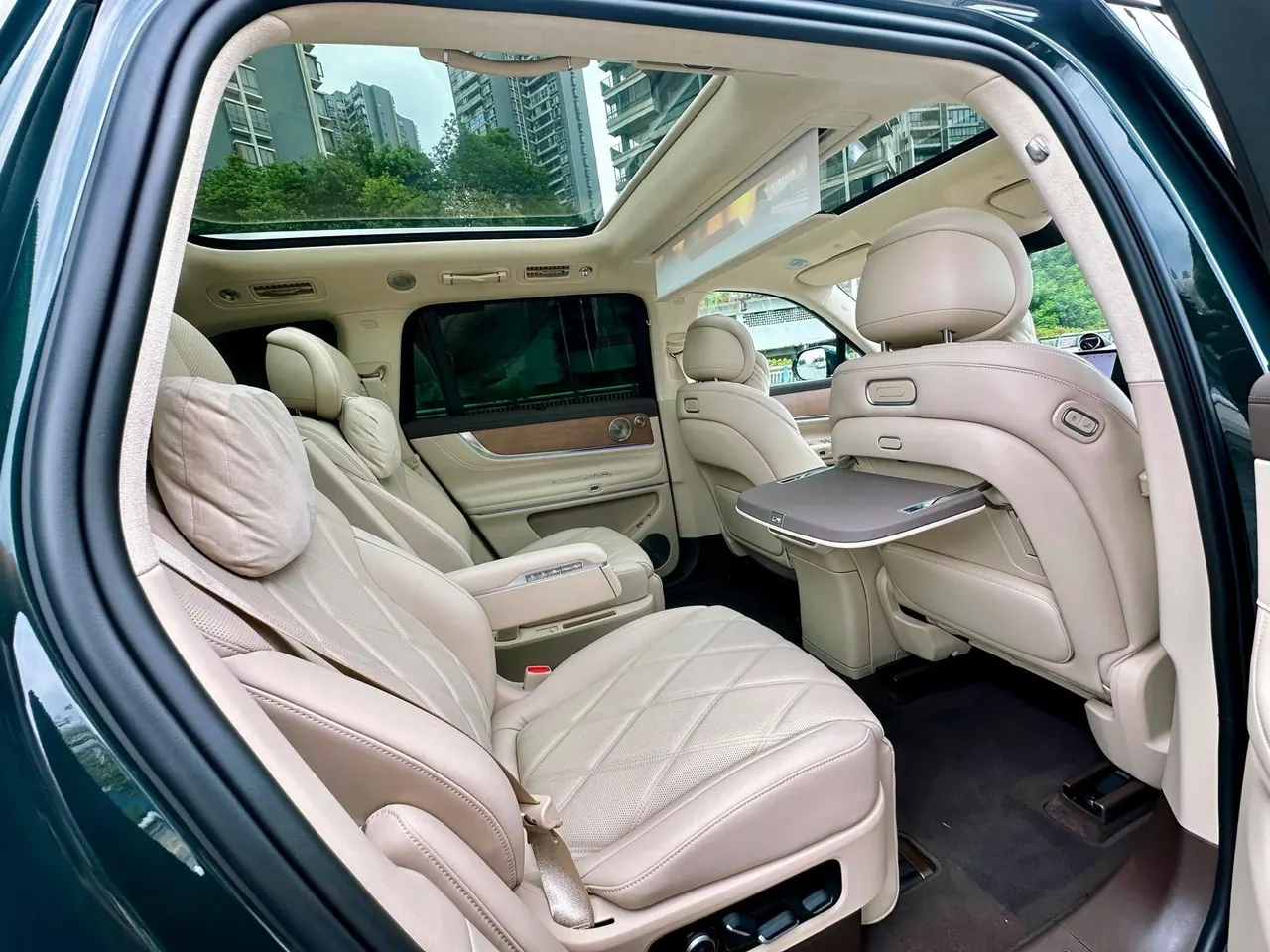 AITO 2025 AITO M9 EV Pure Electric Ultra Edition 100kWh6-seat Edition Automatic Gear 13