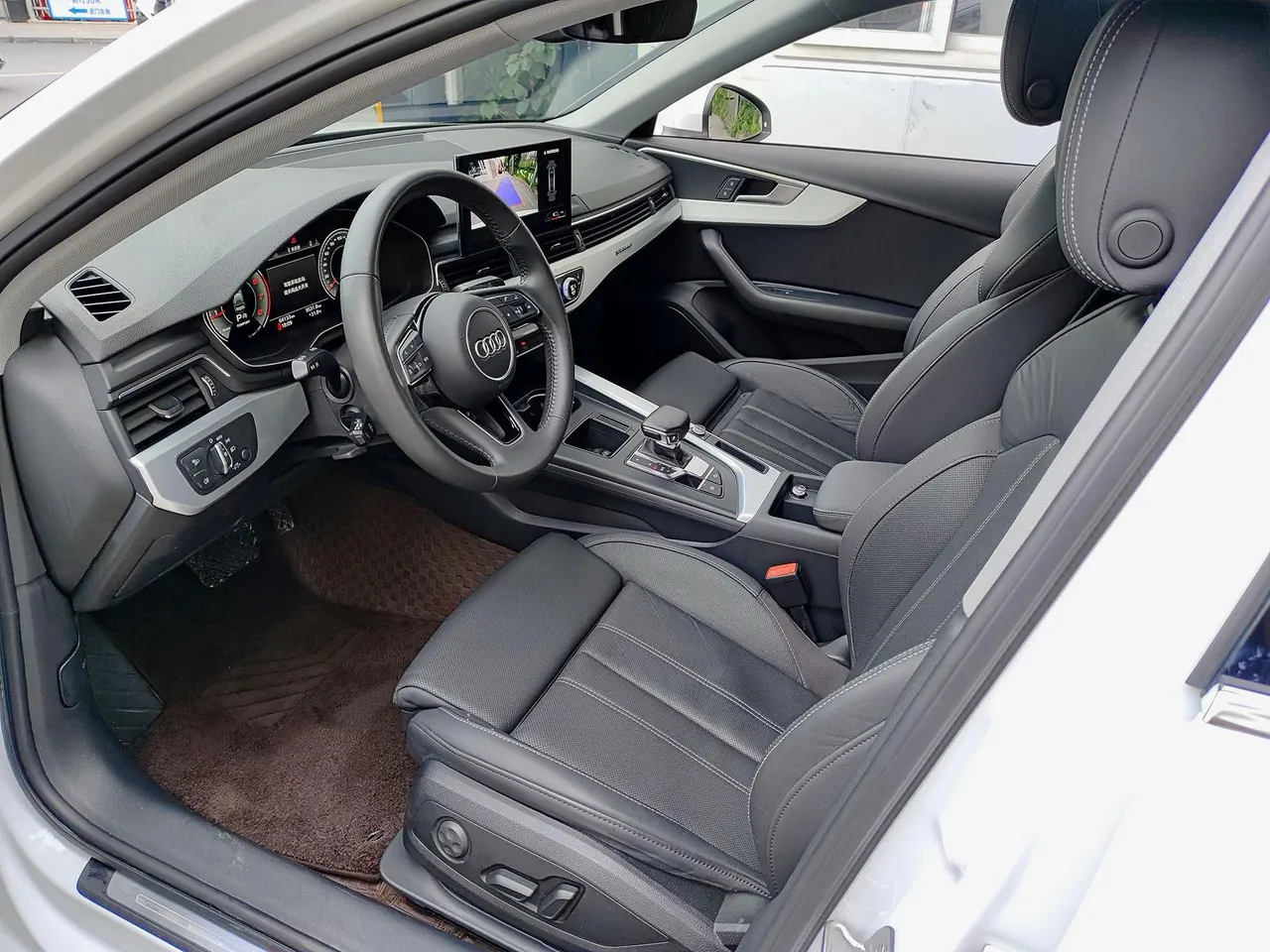 Audi 2020 A4L 2.0TFSI 40TFSI Deluxe Dynamic Automatic 7