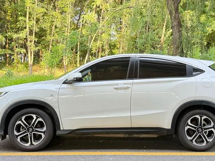 Honda 2021 XR-V 1.5 stepless classic automatic gear 4