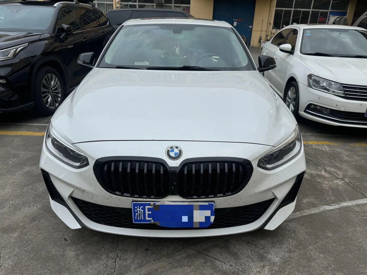 BMW 1 Series 2022 120i 1.5T M Sports Obsidian Night Edition Automatic Gear 2
