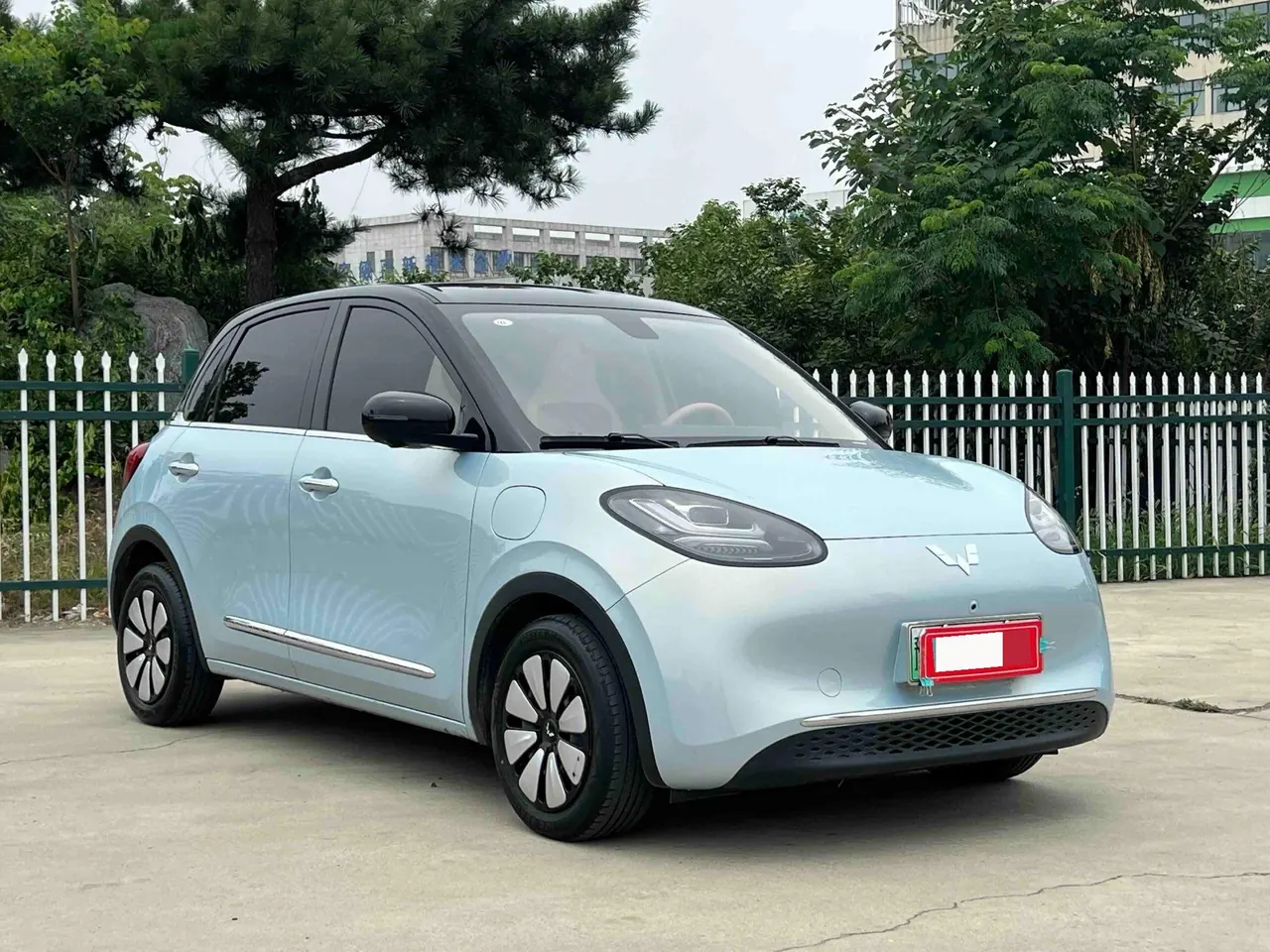 WuLing 2025 Plantronics 410km LingBox Exclusive Automatic Transmission 3