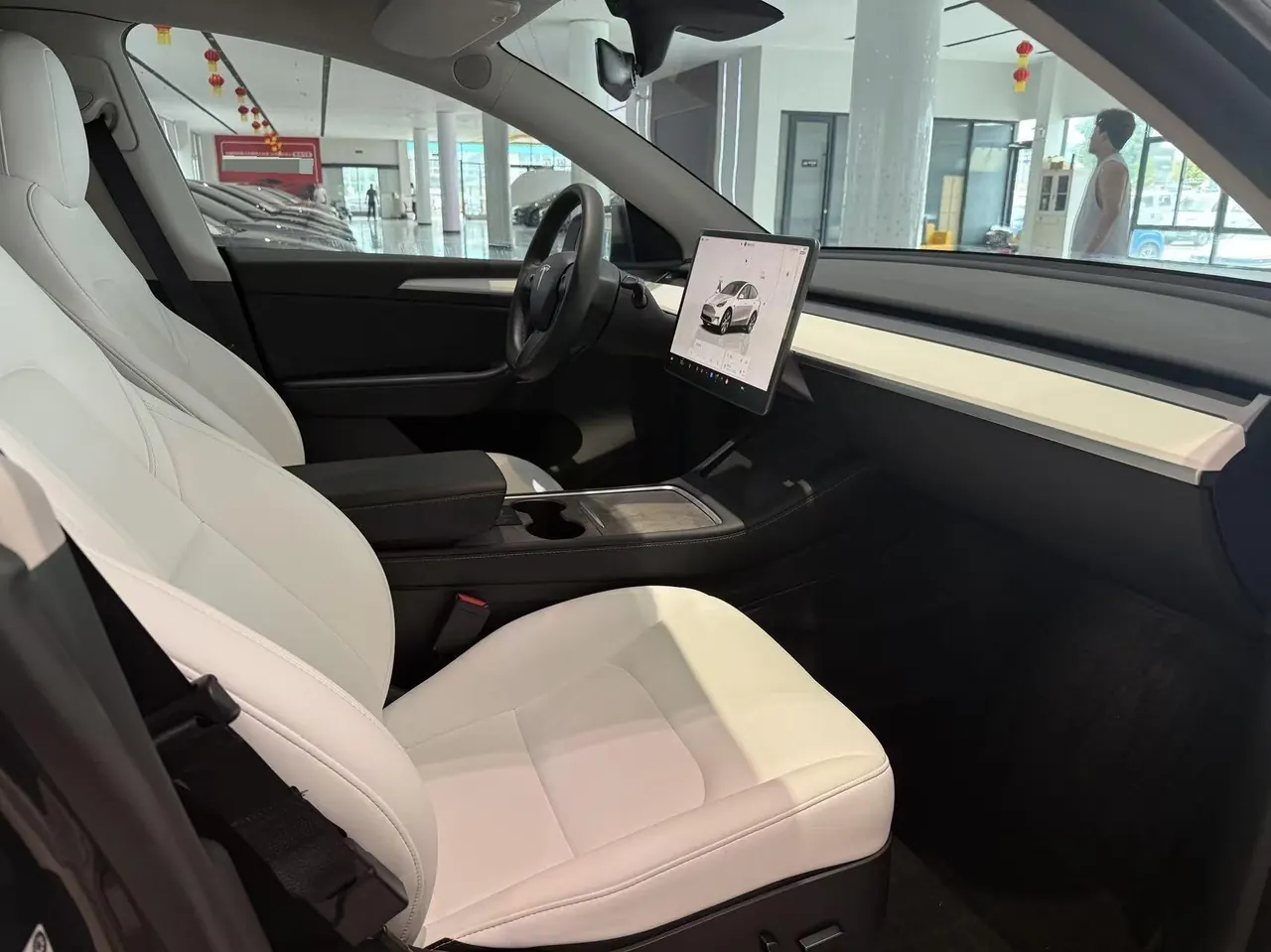 Tesla 2022 Model Y rear-wheel drive version automatic transmission 5
