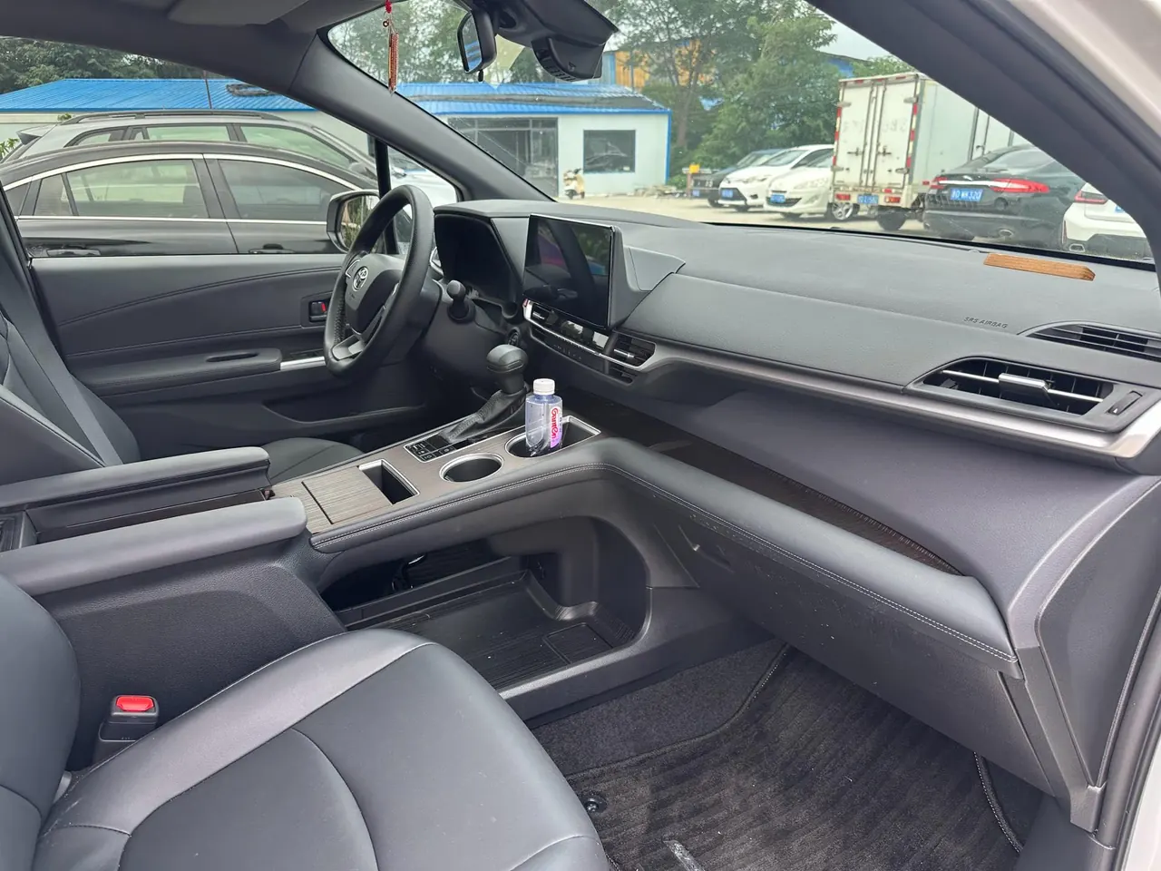 Toyota 2026 Grevia HYBRID 2.5 Stepless Comfort Edition Automatic Transmission 7