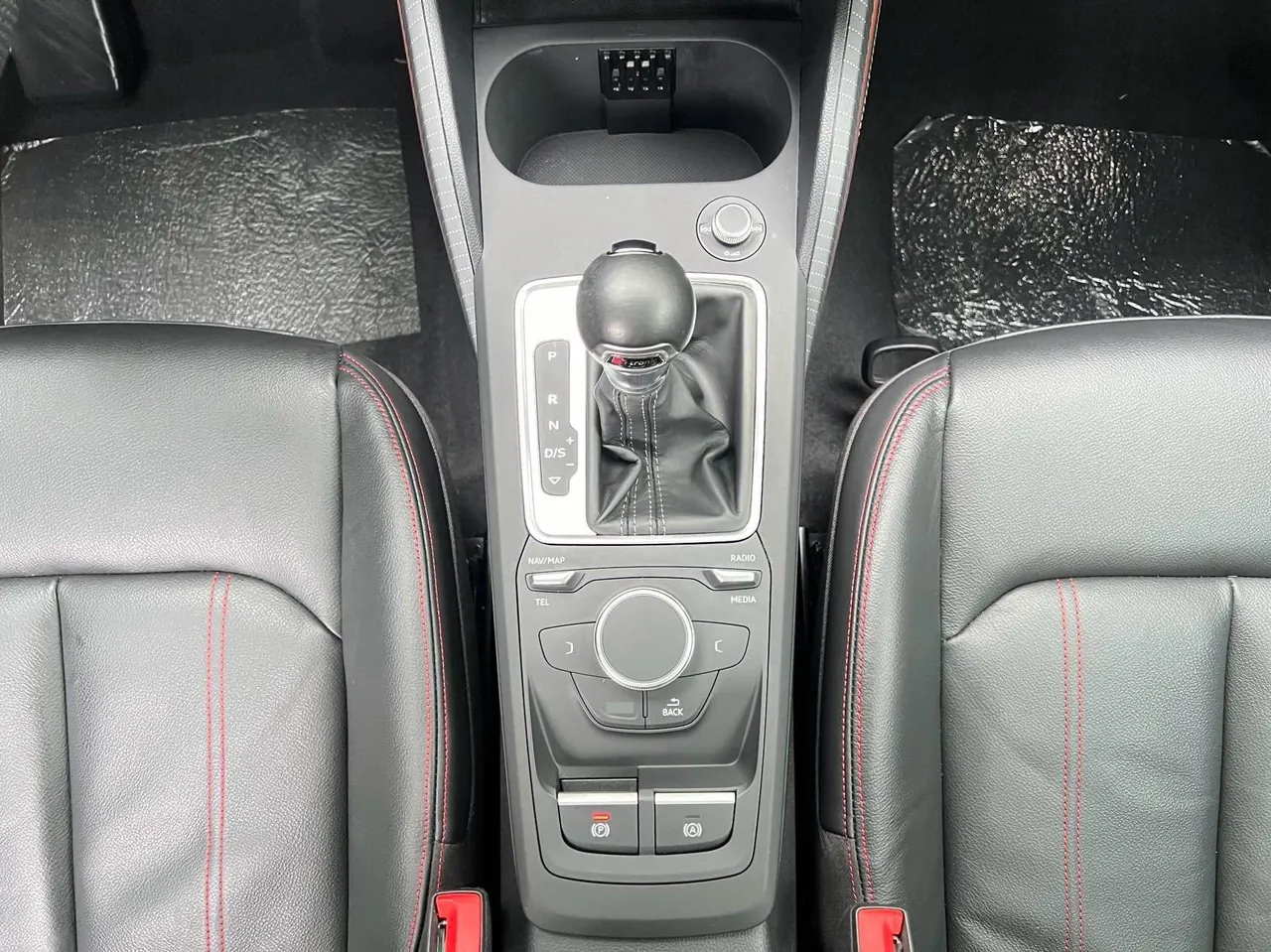 Audi 2022 Q2L 1.4TFSI 35TFSI Fashion Dynamic Automatic 11