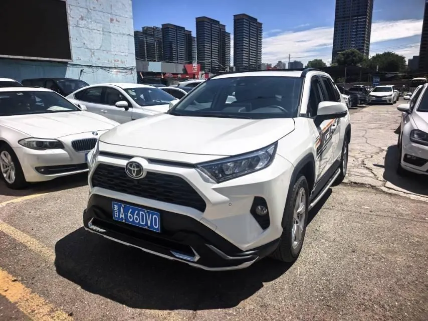 Open image lightbox: Toyota 2021 RAV4 RongFang 2.0 Stepless Four-wheel Drive Premium Edition Automatic Gear