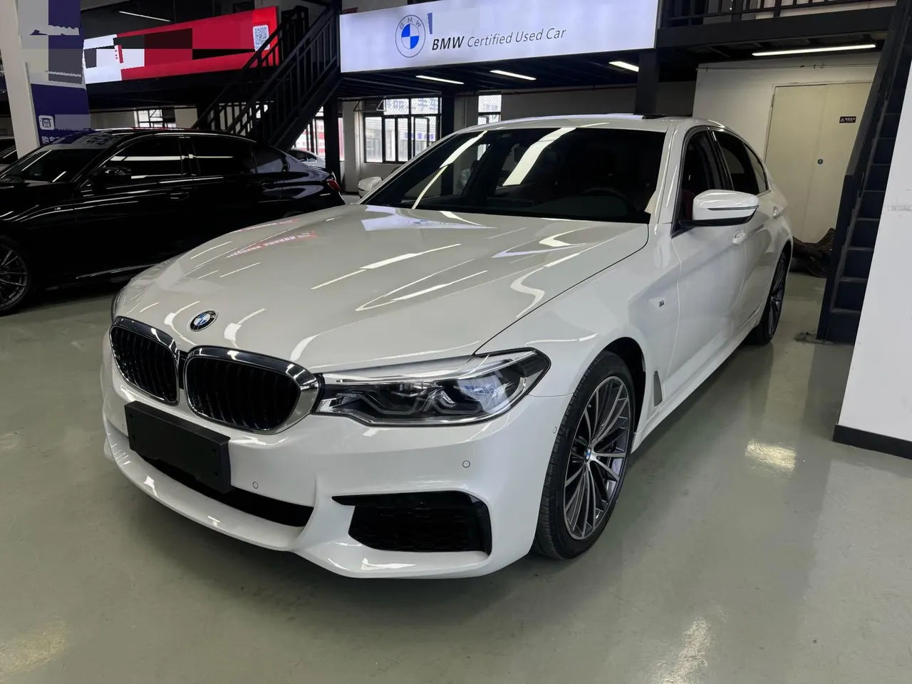 BMW 5 Series 2020 530Li 2.0T Leading M Sports Suit Automatic Gear - View 1