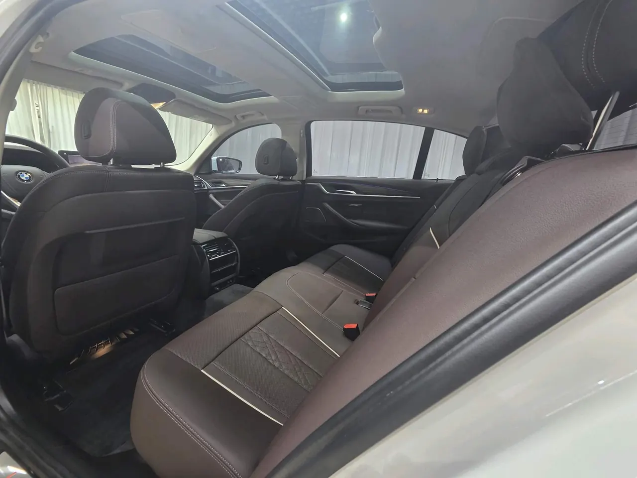 BMW 5 Series 2022 530Li 2.0T Leading Luxury Suit (Modified) Automatic Gear 12
