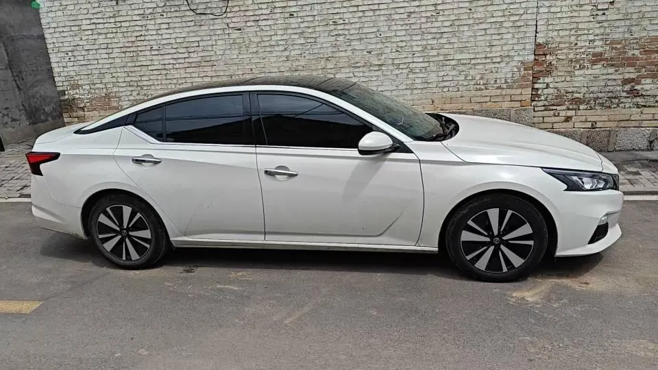 Nissan 2021 Teana 2.0 Stepless XL Upper AD1 Smart Navigation Edition Automatic Gear 6