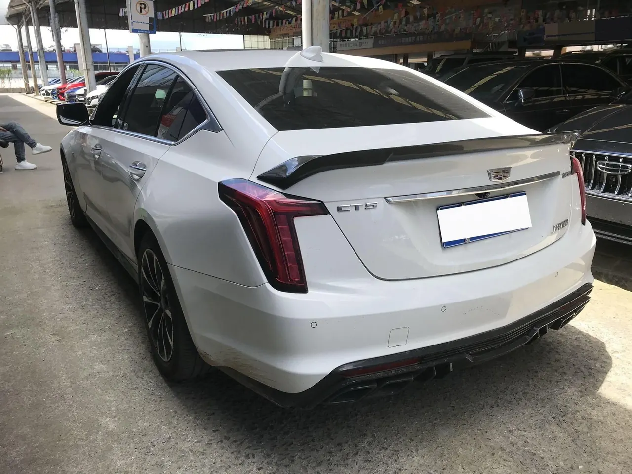 Cadillac 2022 CT5 2.0T 28T Luxury (Standard Edition) Automatic Gear 5