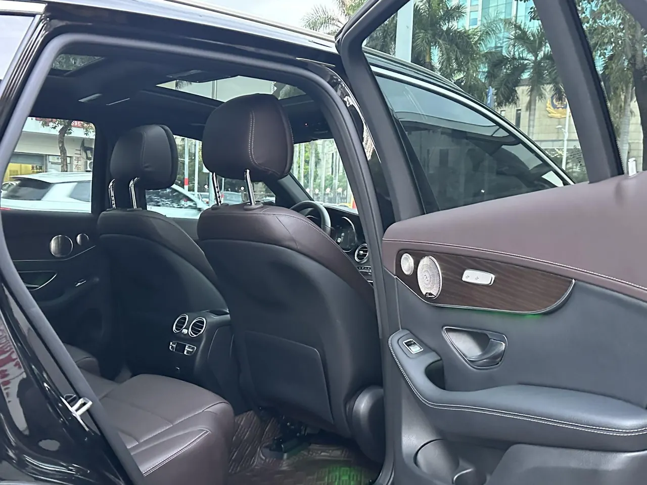 Mercedes Benz 2021 GLC 260 L 4MATIC 2.0T Luxury Automatic 4