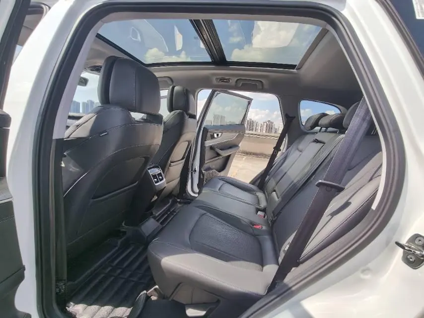 Chery 2022 Tiggo 8 PLUS 1.6TGDI 290TGDI Prestige Edition Automatic 12