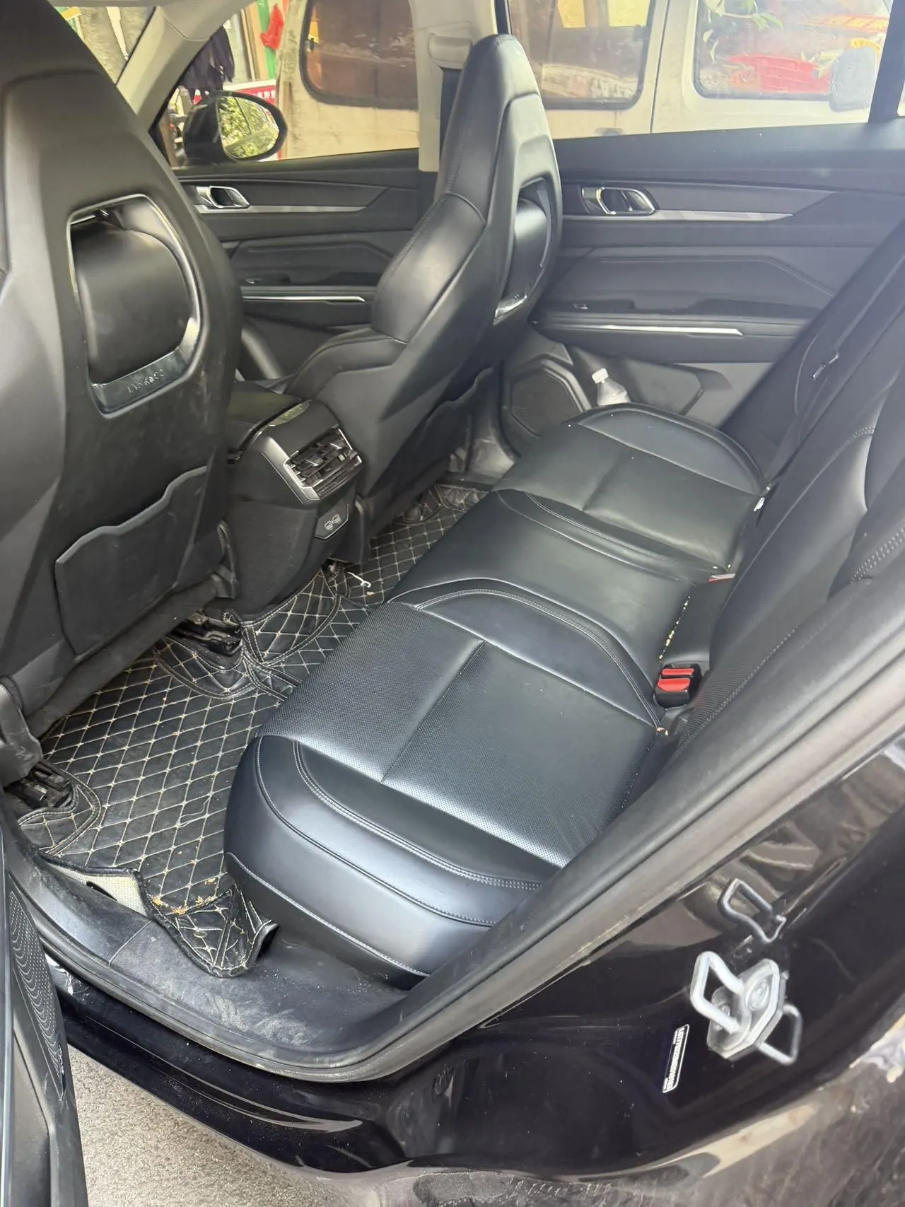 LYNK&amp;CO 2021 LYNK&amp;CO 01 2.0TD Two-Drive Pro Automatic 3