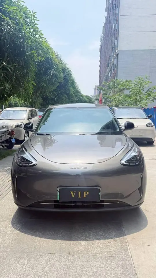 Geely 2025 Star Wish UP 410km Discovery Edition Automatic Gear 2