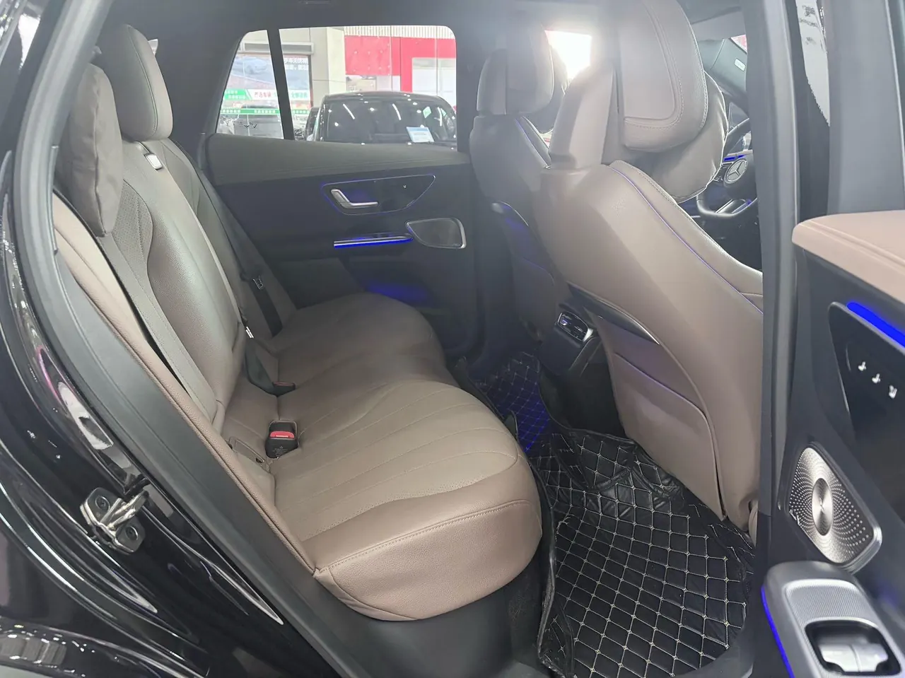 Mercedes Benz 2024 EQE SUV 500 4MATIC EQE SUV 500 4MATIC Deluxe Edition Automatic 9