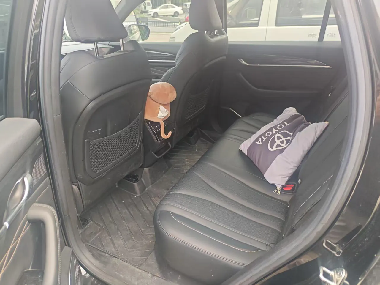 Geely 2024 XingyueL (Monjaro) 2.0TD EVO Two-Drive Long Wind Edition Automatic Gear 4