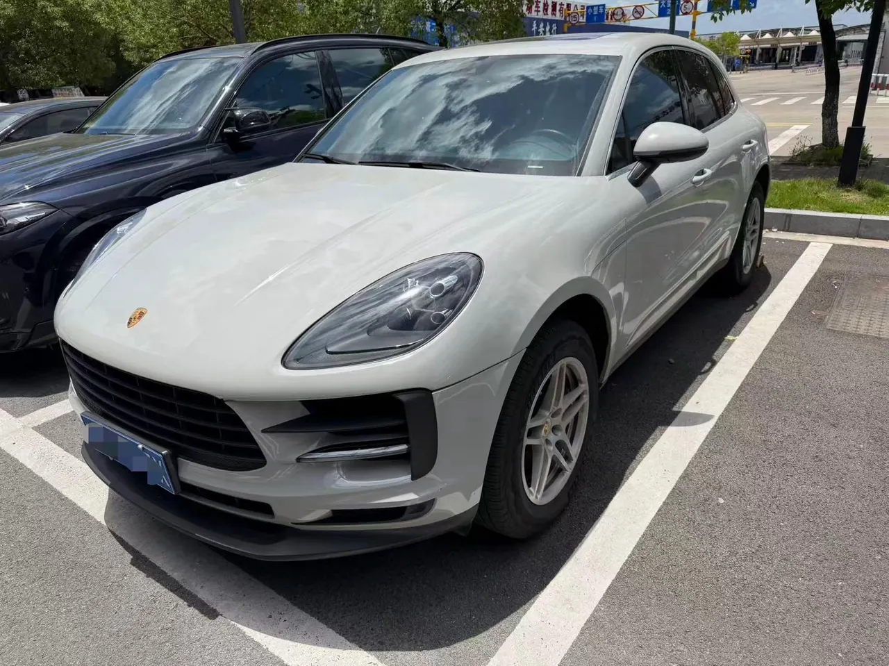 Open image lightbox: Porsche Macan (Imported) 2021 Macan S 3.0T Automatic Gear