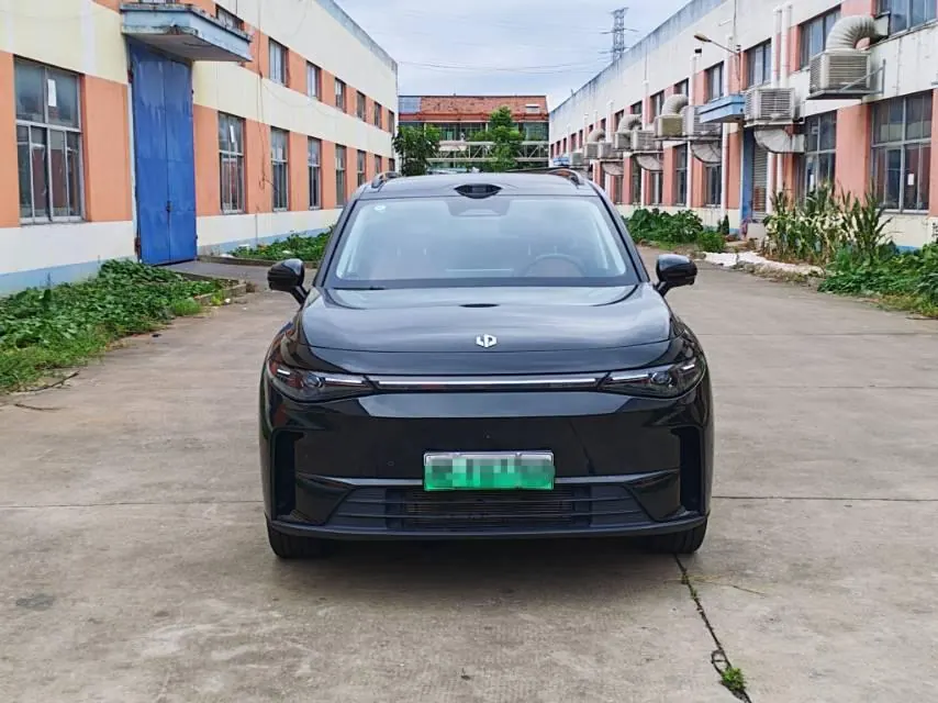 Leapmotor 2026 C 16 280 Laser Radar Zhizun Edition 6-seat Automatic Gear 3