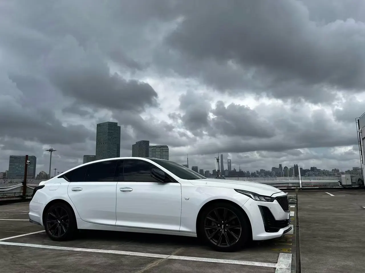 Cadillac 2021 CT5 2.0T 28T luxury automatic gear 3