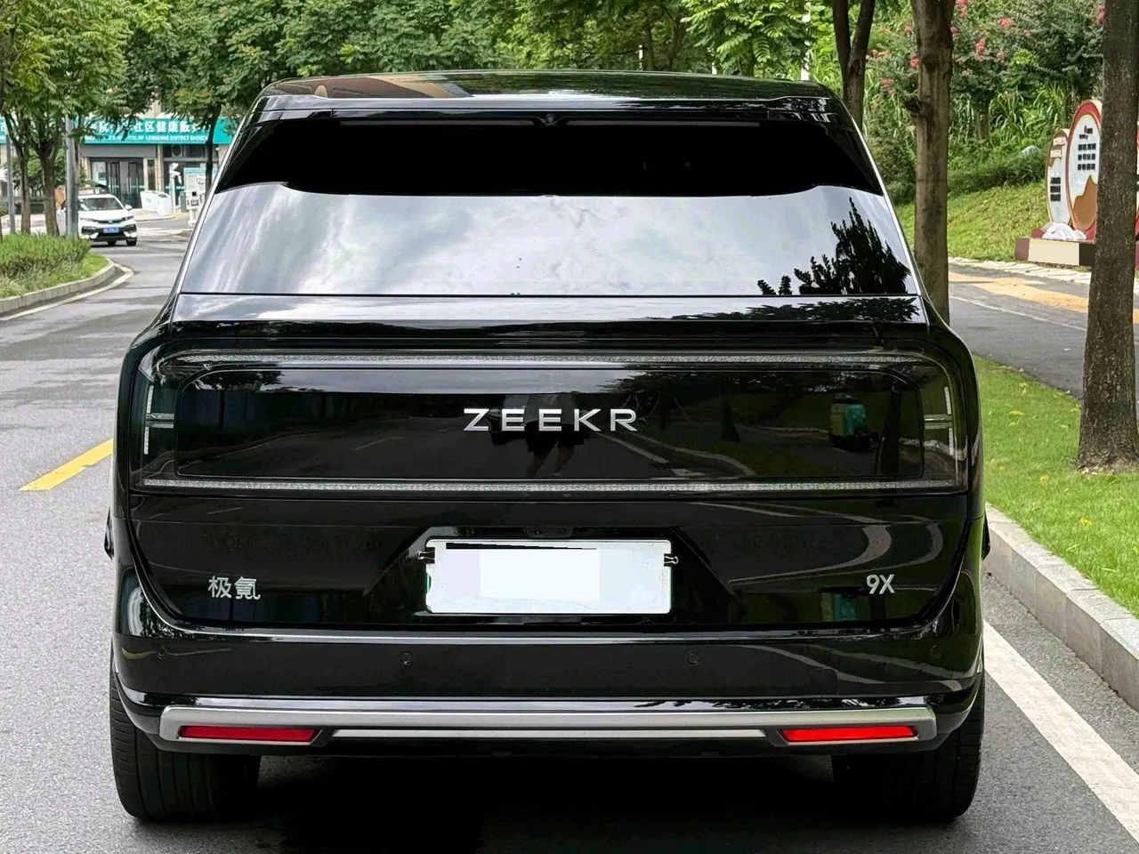 Zeekr 2025 Zeekr 9X 2.0T Ultra Edition 70kWh Automatic Gear 4