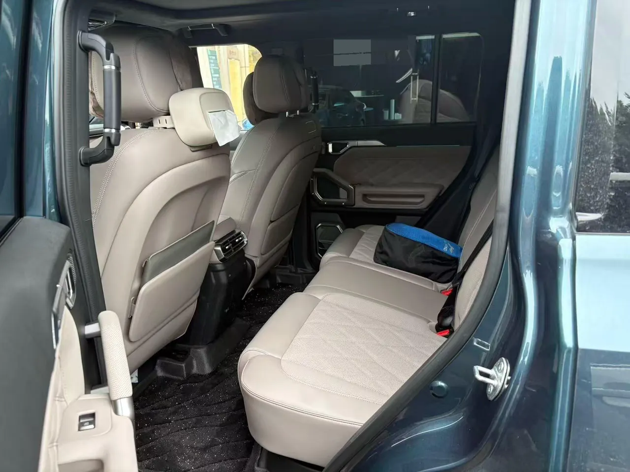 Jetour 2026 Traveler C- DM 1.5T 211km XWD Huawei Gankun Zhijia Automatic Transmission 8