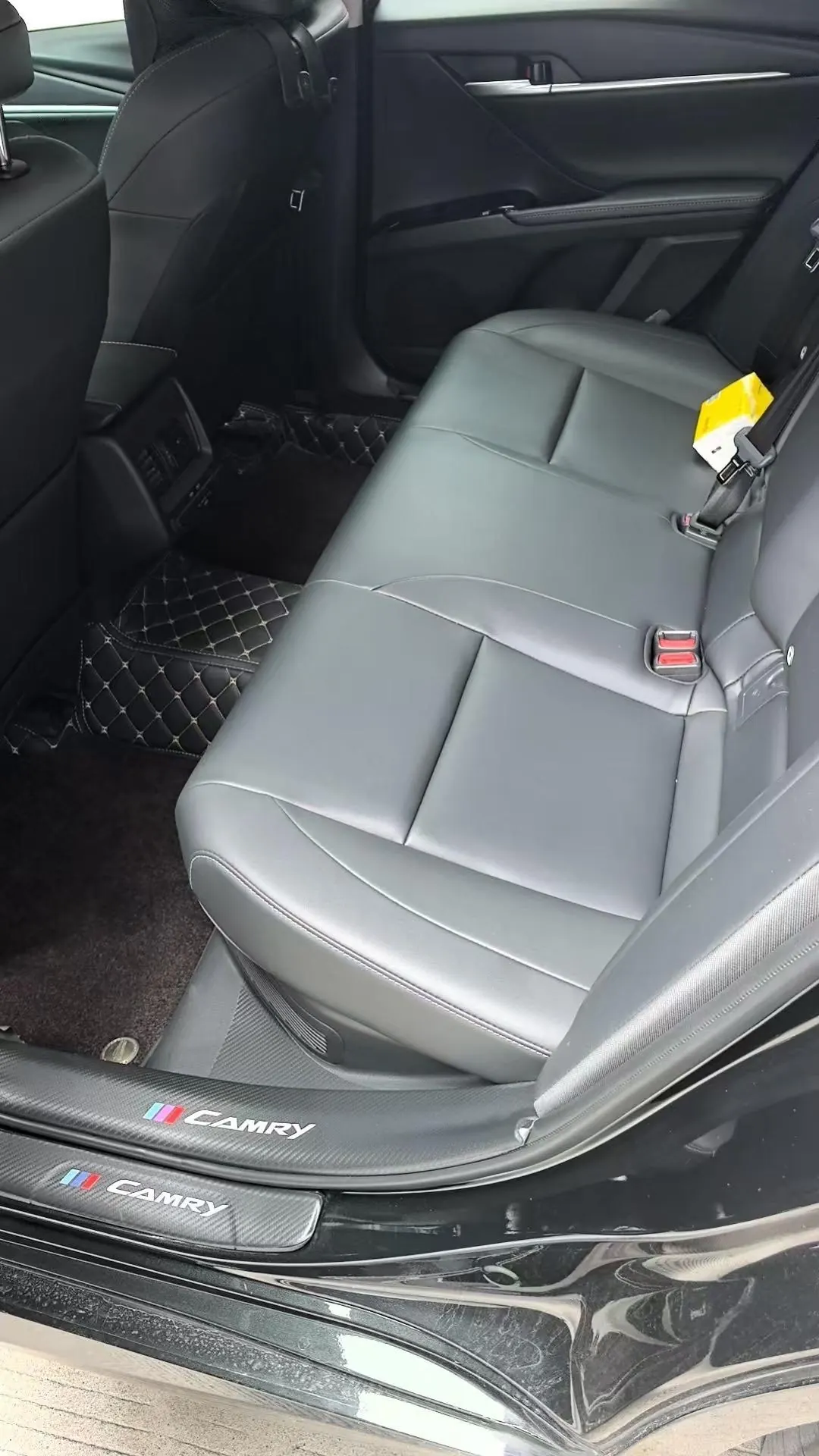 Toyota 2024 Camry Dual Engine 2.0HE Stepless Elite Automatic Gear 2
