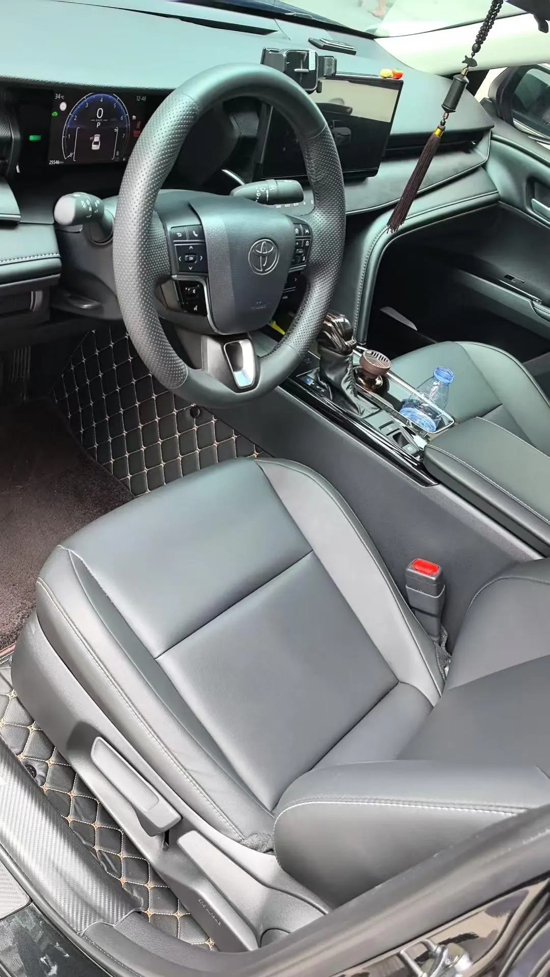 Toyota 2024 Camry Dual Engine 2.0HE Stepless Elite Automatic Gear 4