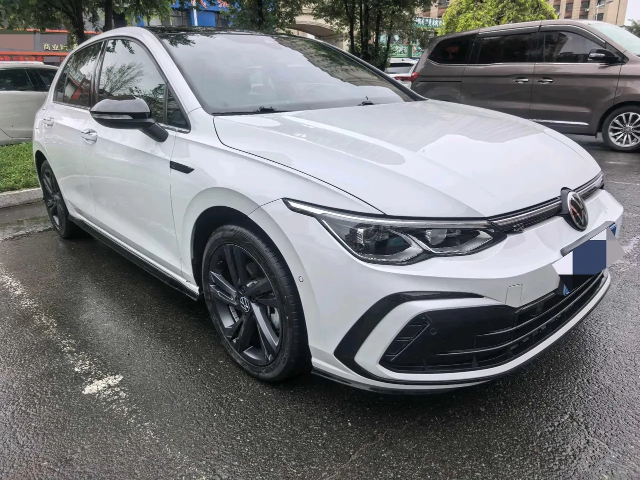 Volkswagen 2021 Golf 8 R-Line 1.4TSI 280TSI Automatic 3