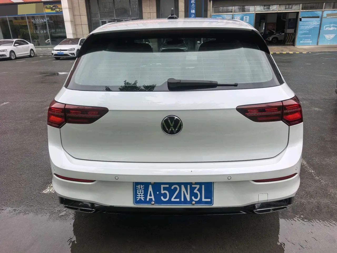 Volkswagen 2021 Golf 8 R-Line 1.4TSI 280TSI Automatic 5
