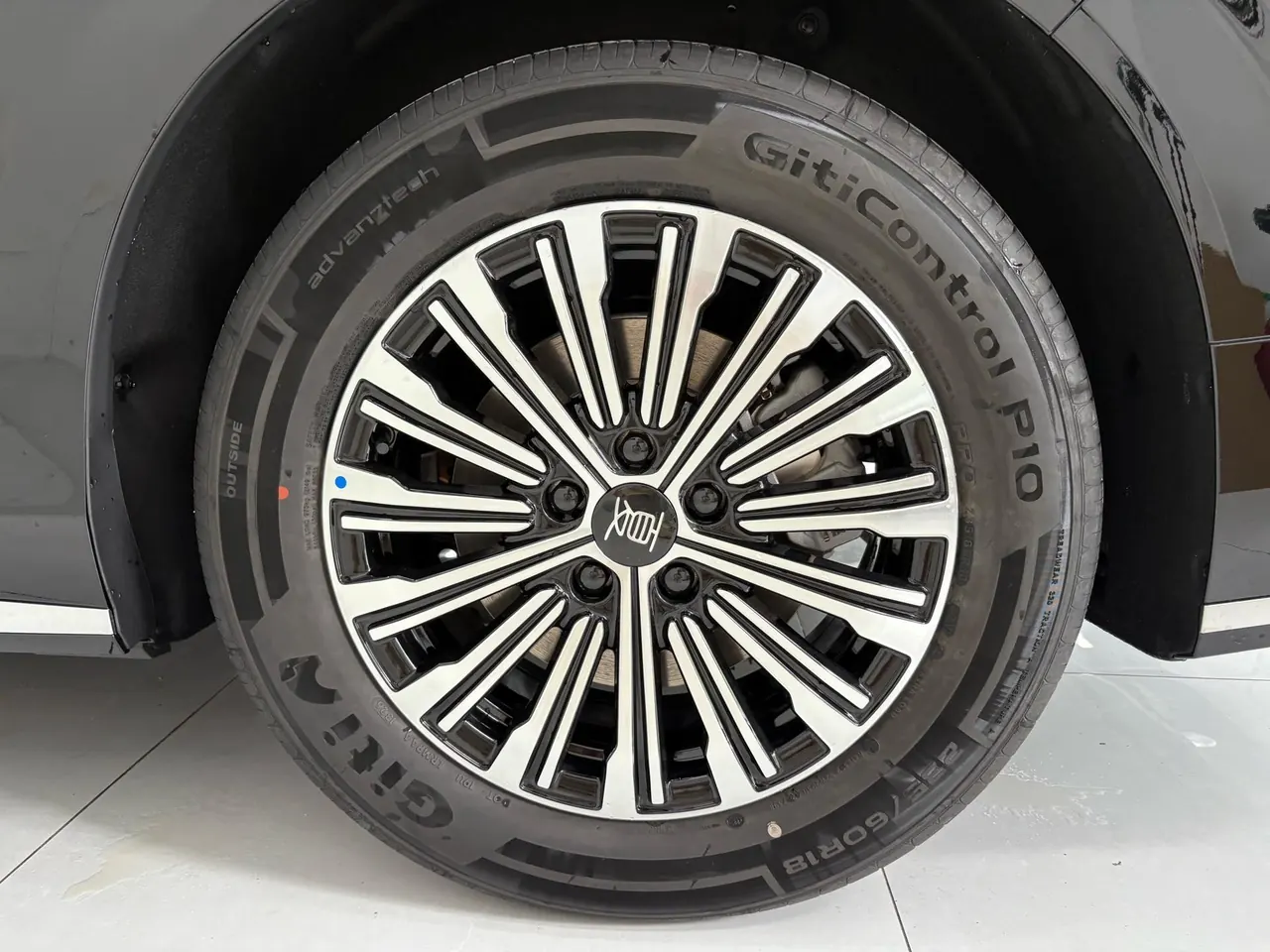 BYD 2026 Summer DM-i 1.5T CVT 218km Exceed Model Automatic 19