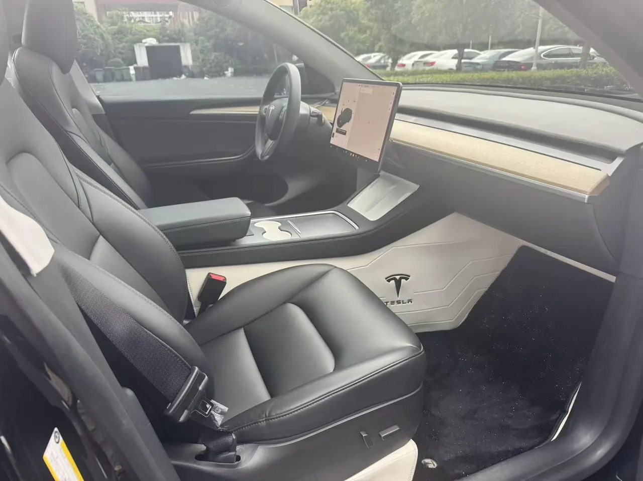 Tesla 2021 Model Y Standard Endurance Rear Drive Automatic Gear 5