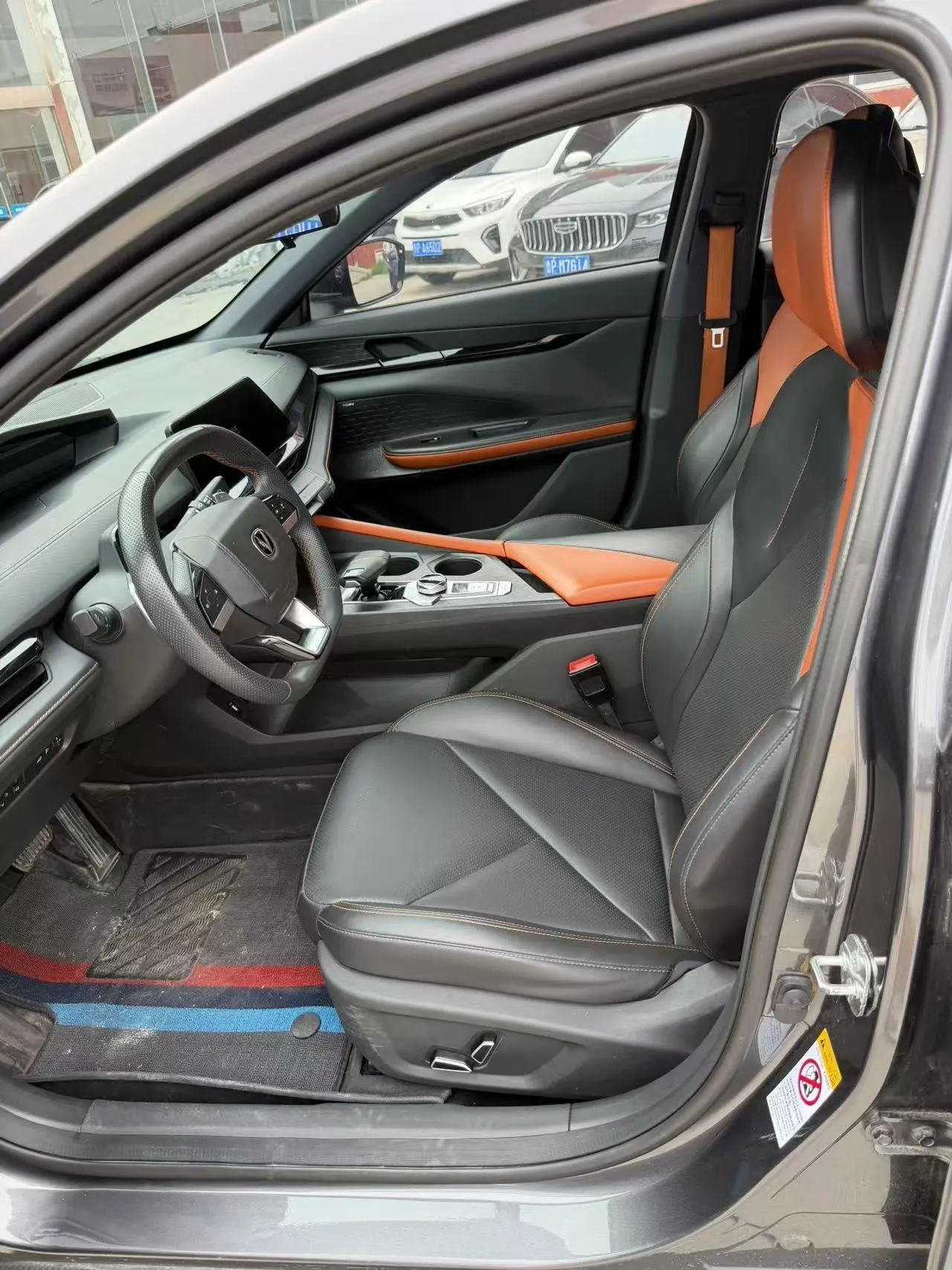 ChangAn 2022 UNI-V 1.5T honorable automatic gear 3