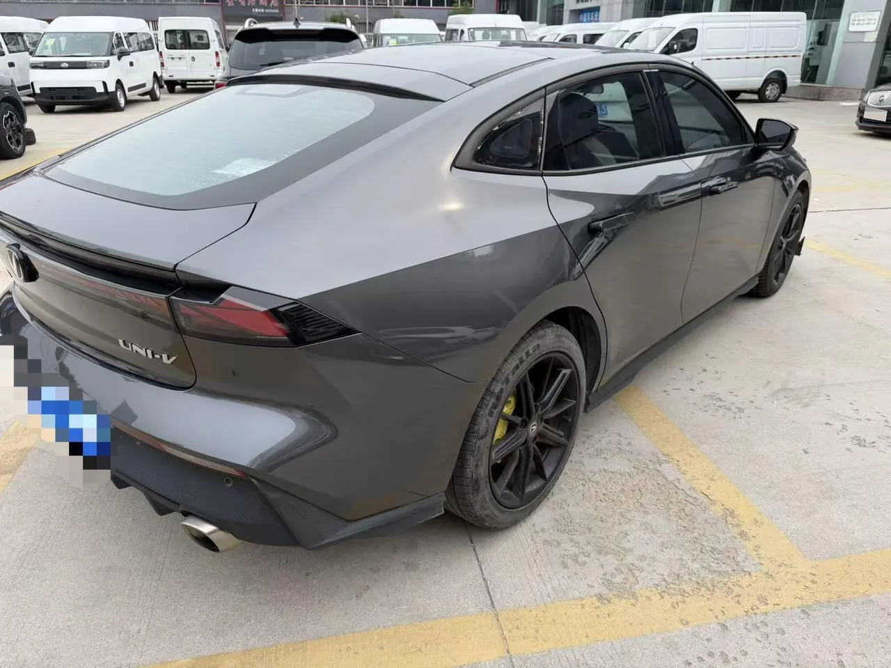 ChangAn 2022 UNI-V 1.5T honorable automatic gear 6