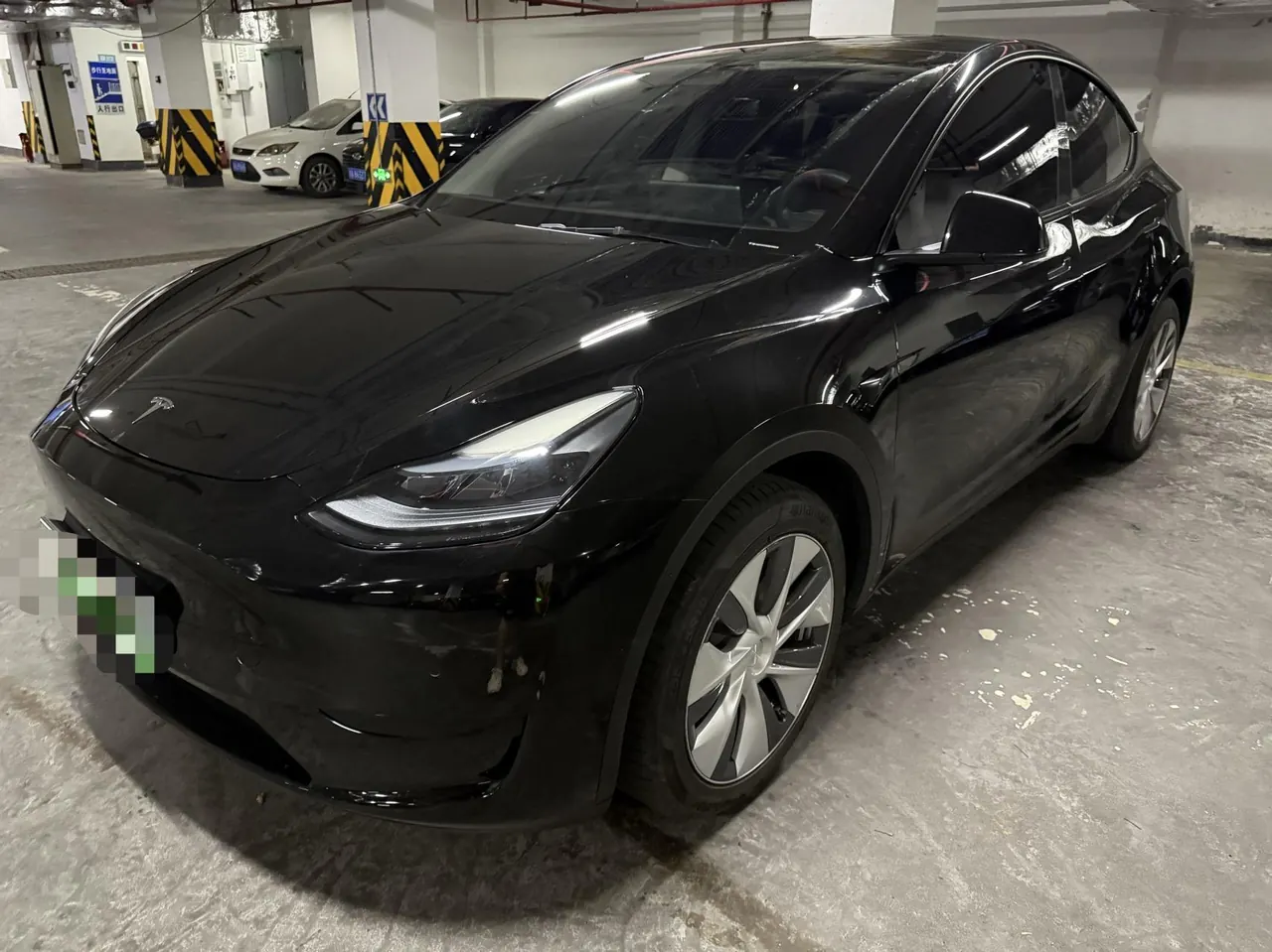 Tesla 2022 Model Y rear-wheel drive version (facelift) automatic gear - View 1