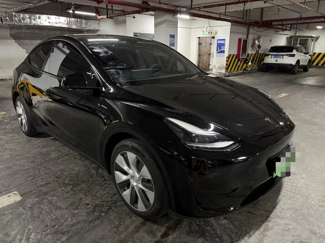 Tesla 2022 Model Y rear-wheel drive version (facelift) automatic gear 3