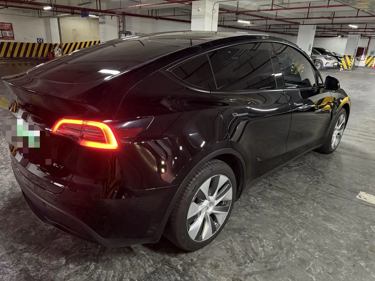 Tesla 2022 Model Y rear-wheel drive version (facelift) automatic gear 8