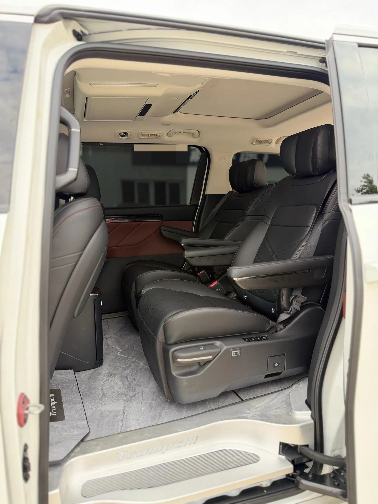 Chuanqi 2024 E8 2.0 150km Longteng Guanghui Automatic Gear 16