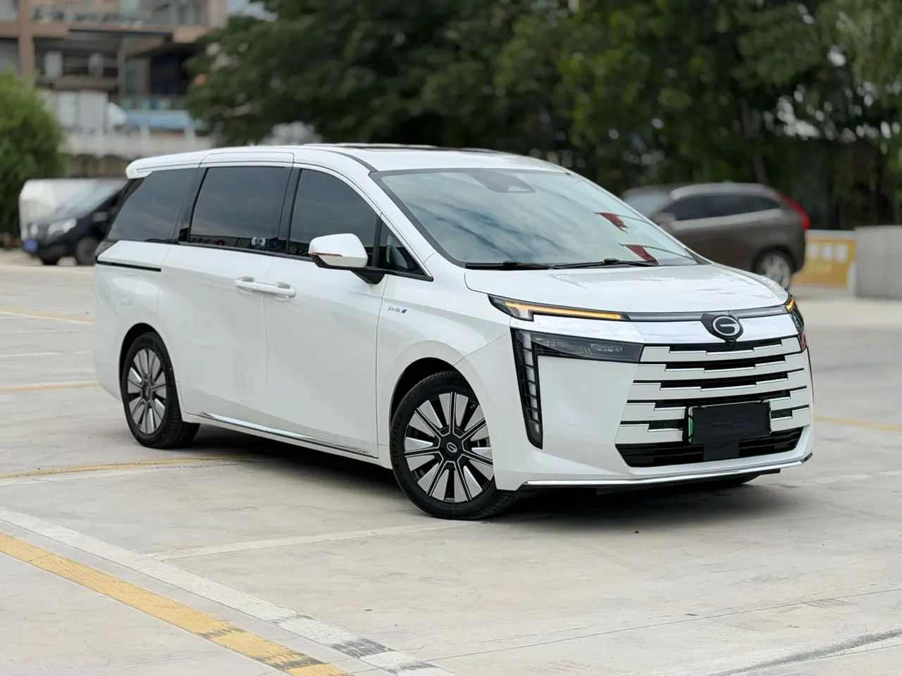 Chuanqi 2024 E8 2.0 150km Longteng Guanghui Automatic Gear 2