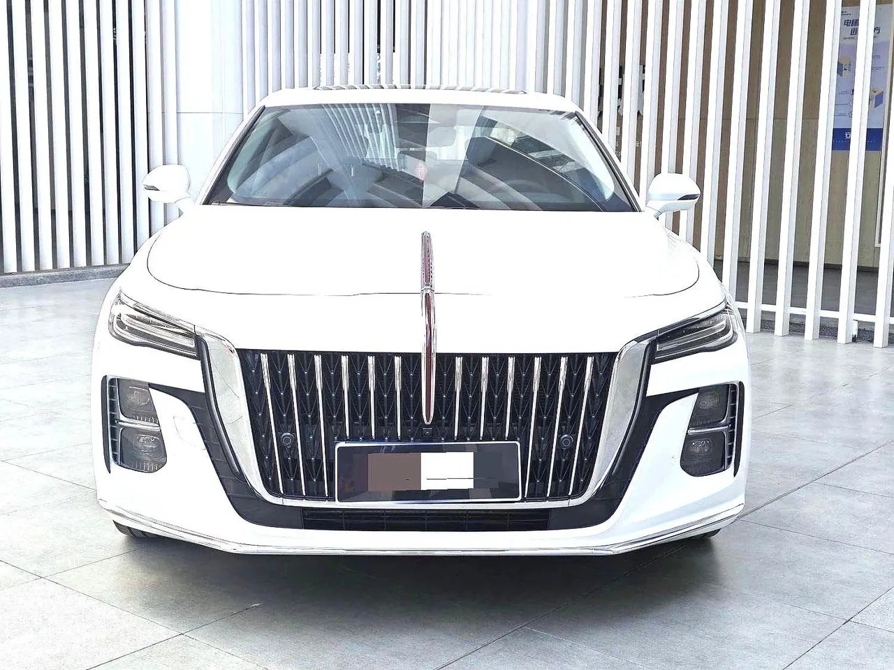 HongQi 2024 H5 2.0T Zhilian Qi Chang Edition Automatic Gear 2
