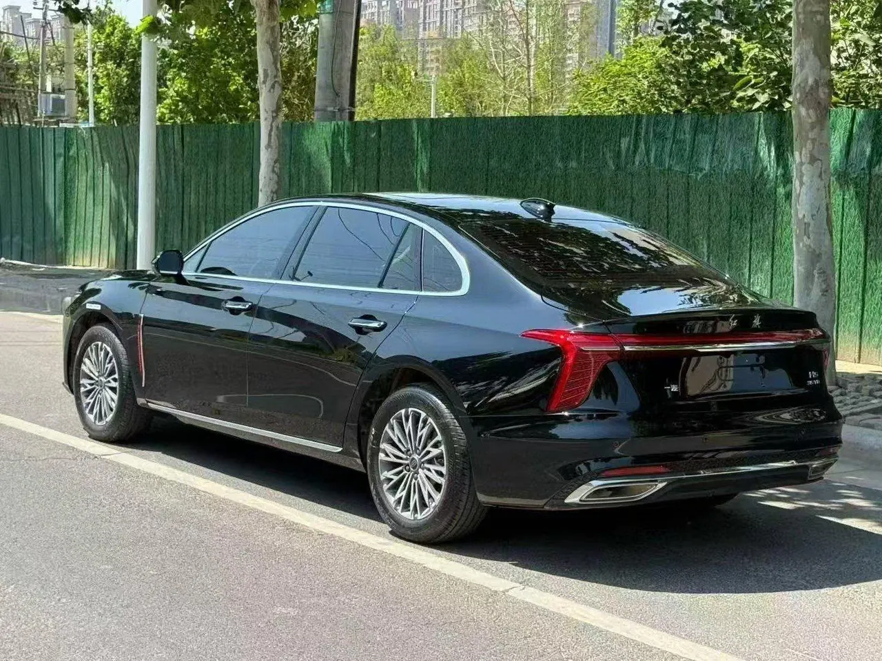 HongQi 2024 H5 2.0T Zhilian Qi Chang Edition Automatic Gear 6