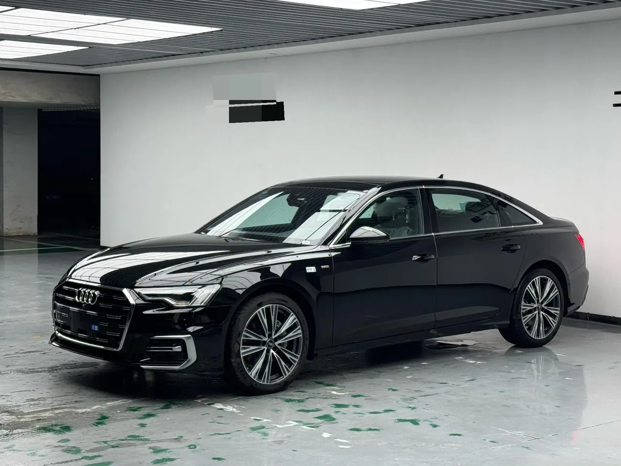 Audi 2026 A6L 2.0TFSI 45TFSI Prestige Dynamic Edition Automatic - View 1