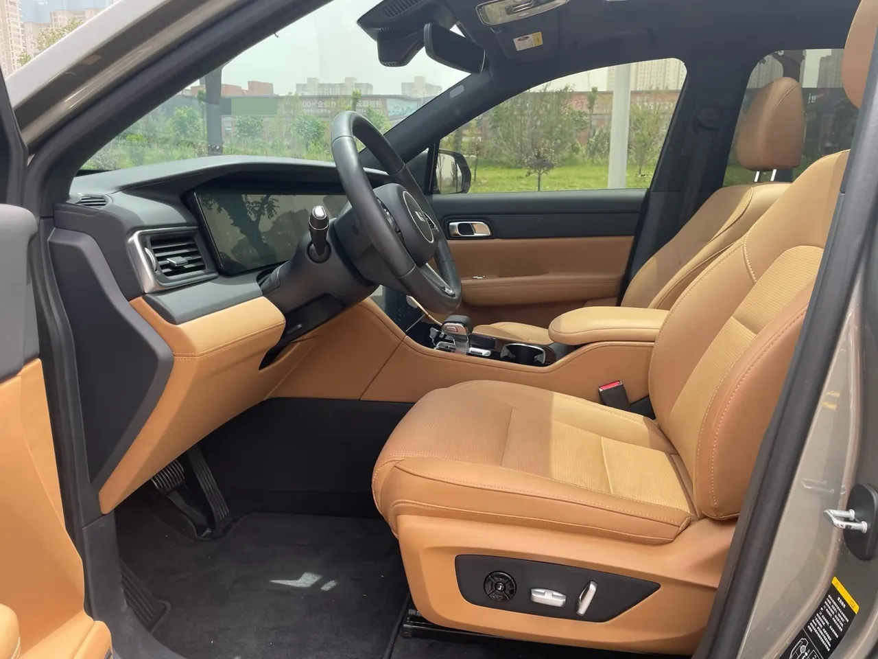 Li 2020 ONE 1.2T extended range 6-seat automatic gear 2