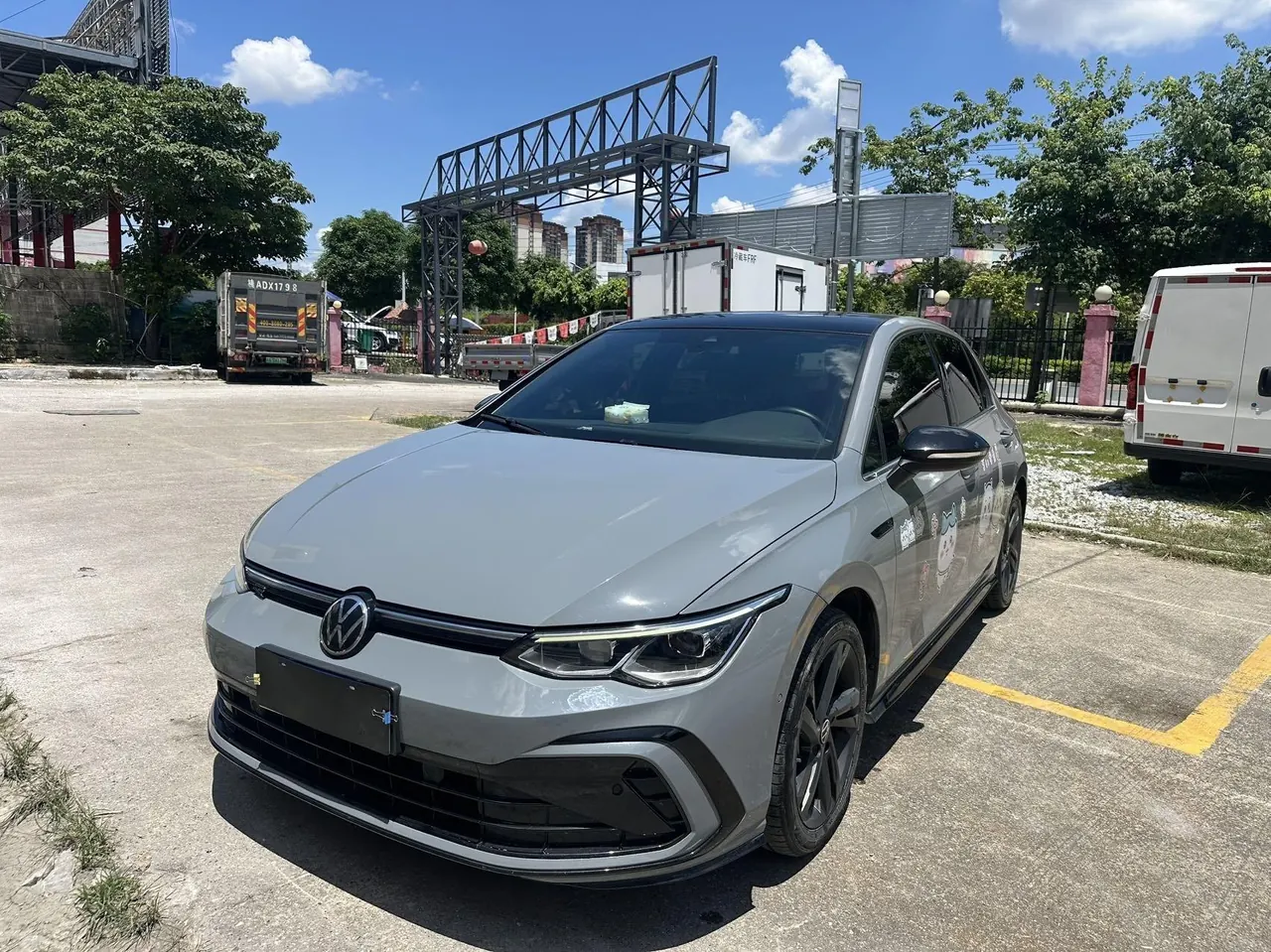 Volkswagen 2021 Golf 8 R-Line 1.4TSI 280TSI Automatic - View 1