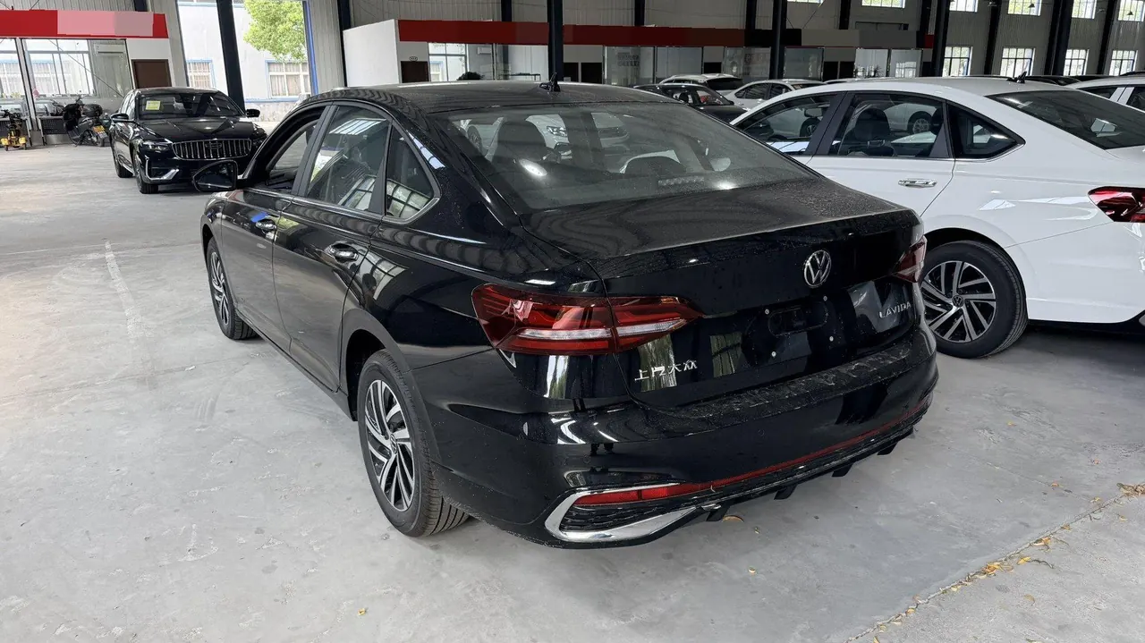 Volkswagen 2026 LaVida 1.5 Star 5 Million Edition Automatic Gear 4