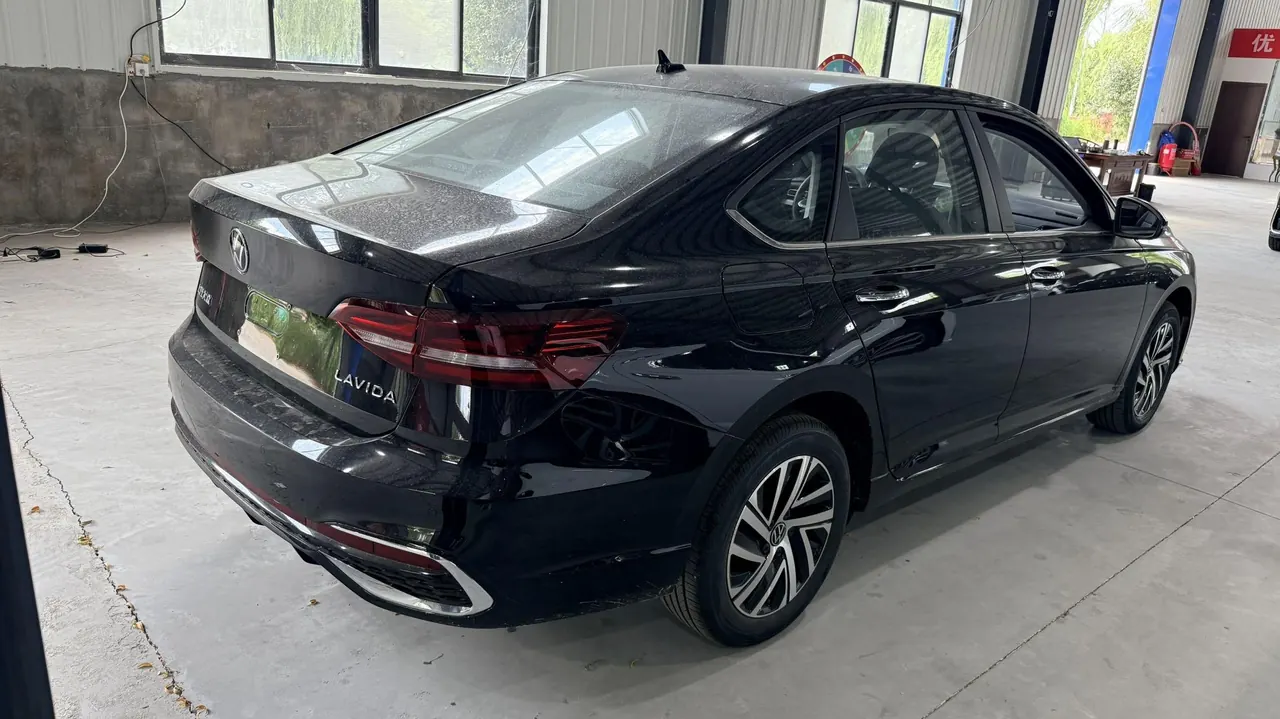 Volkswagen 2026 LaVida 1.5 Star 5 Million Edition Automatic Gear 5