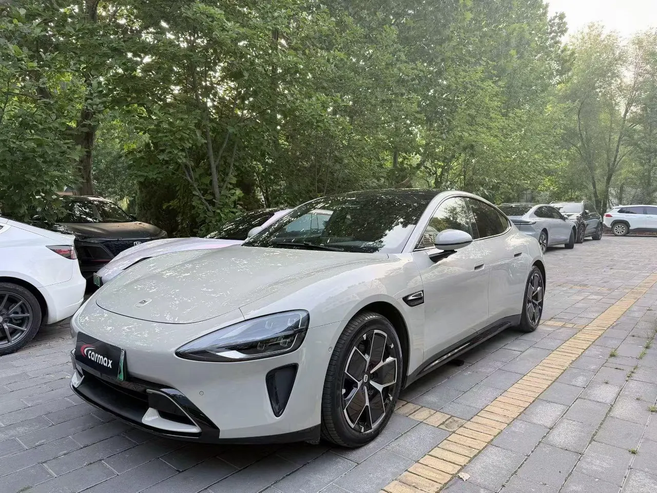 MI 2024 SU 7 700km Rear Drive Long Endurance Smart Driving Edition Automatic Gear - View 1