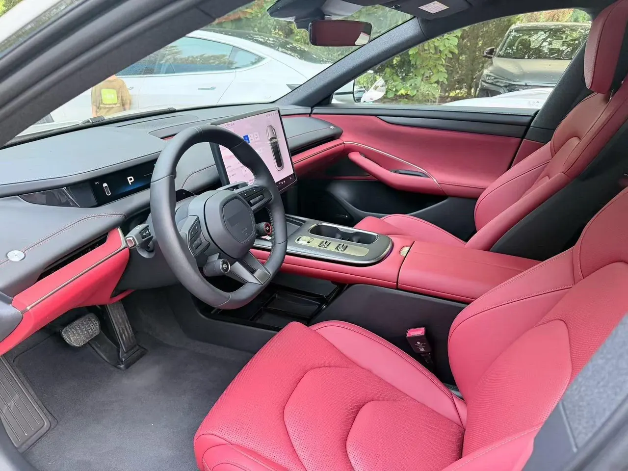 MI 2024 SU 7 700km Rear Drive Long Endurance Smart Driving Edition Automatic Gear 4