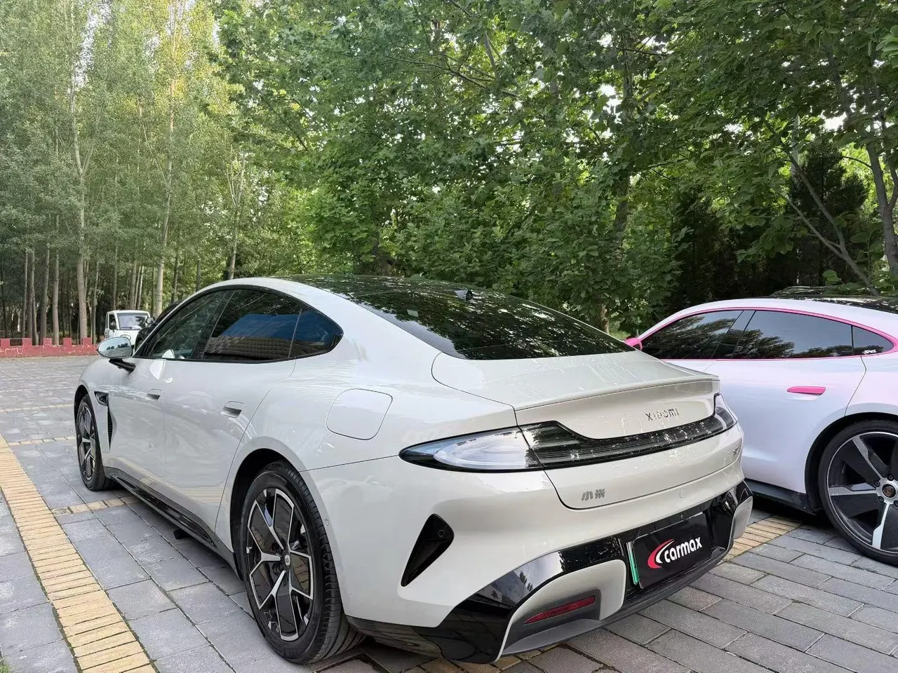 MI 2024 SU 7 700km Rear Drive Long Endurance Smart Driving Edition Automatic Gear 8