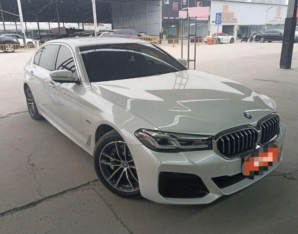 BMW 5 New Energy 2022 535Le 2.0T Pioneer Edition M Sports Suit Automatic Gear 2