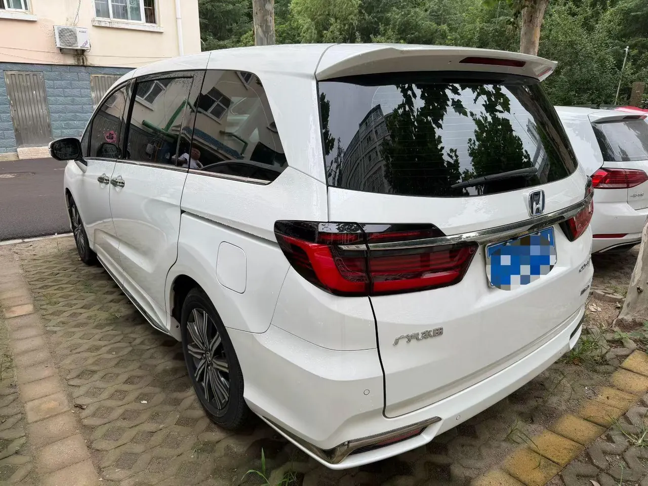 Honda 2024 Odyssey Hybrid 2.0 Stepless Sharp and Pleasant Edition Automatic Gear 6