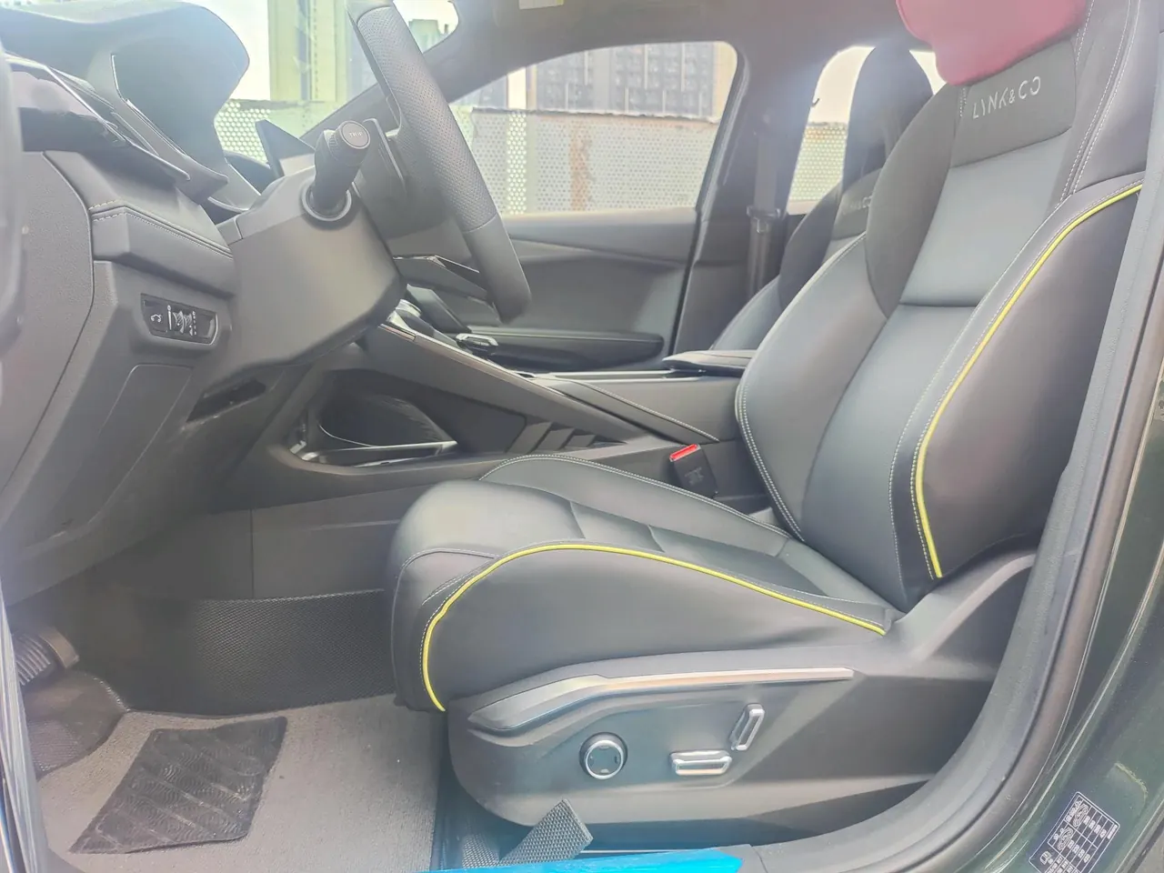 LYNK&amp;CO 2023 LYNK&amp;CO 06 1.5T Remix Hero automatic gear 6